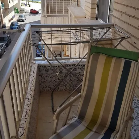 Apartment Beautiful 1 To 3 Bedrooms Near The