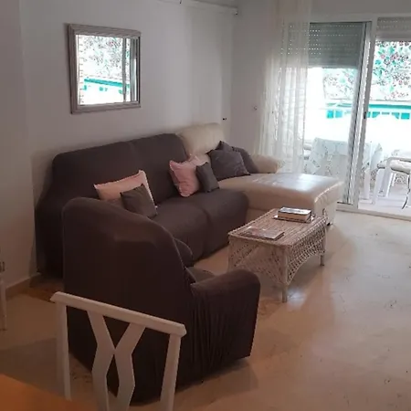Apartment Beautiful 1 To 3 Bedrooms Near The